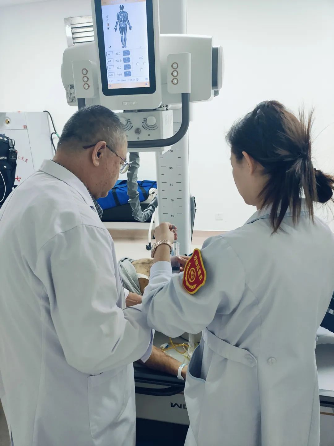 我院成功实施首例T管造影检查,开启胆道疾病诊疗新篇章 - 石河子市第三人民医院